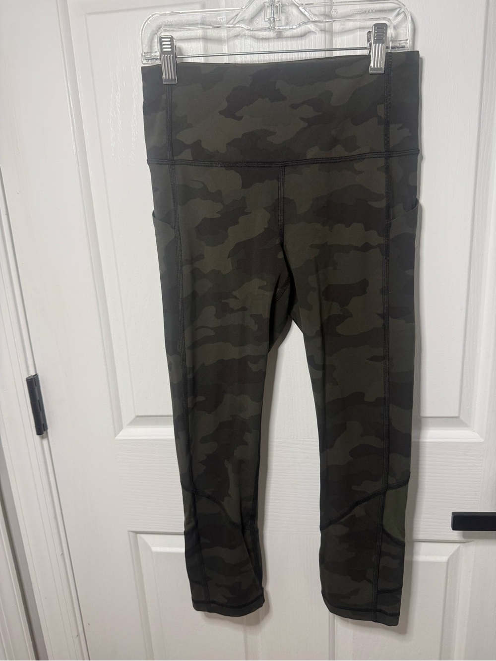 lululemon athletica Camo High-Rise cropped leggings